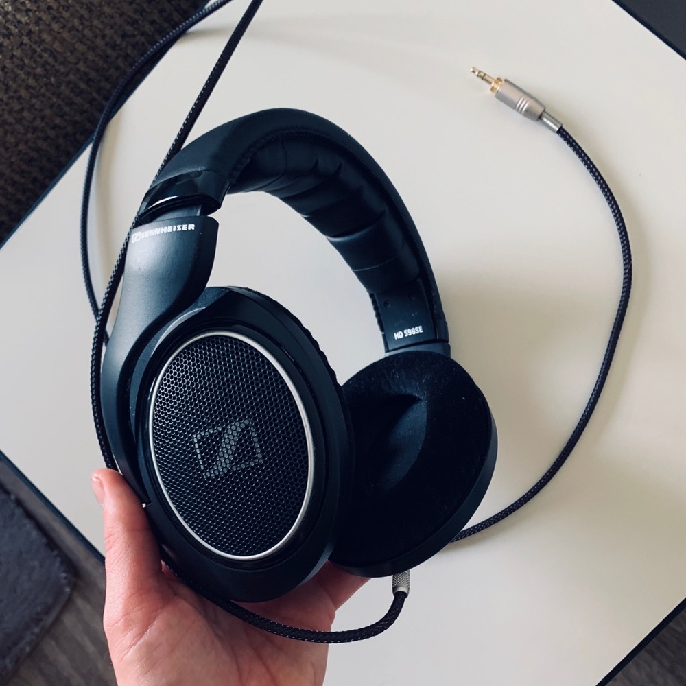 Sennheiser HD 598 Headphones - Picture 5 of 7